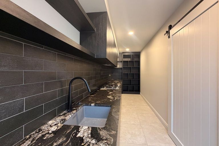 Photo of property in 11 Henry Blyth Lane, Greenhithe, Auckland, 0632