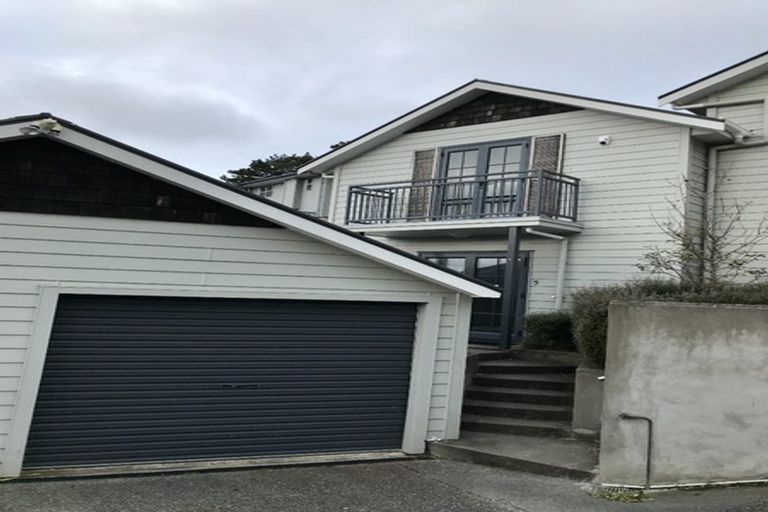 Photo of property in 5/25 Hollies Crescent, Johnsonville, Wellington, 6037