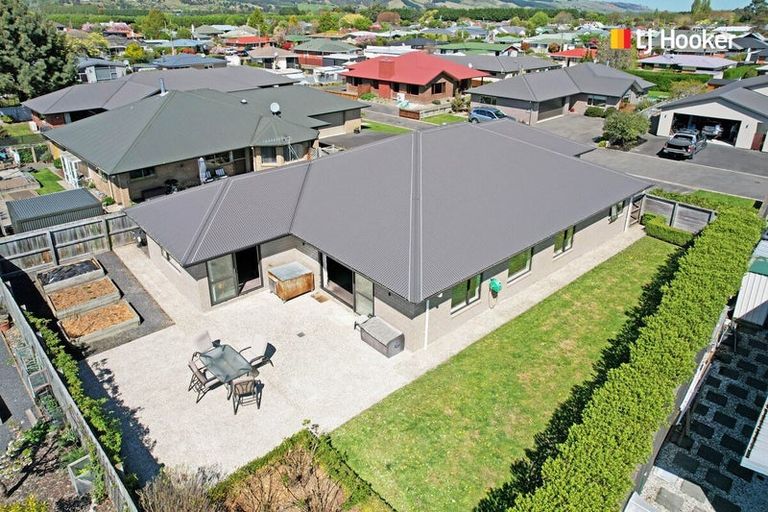 Photo of property in 7 Kura Place, Mosgiel, 9024