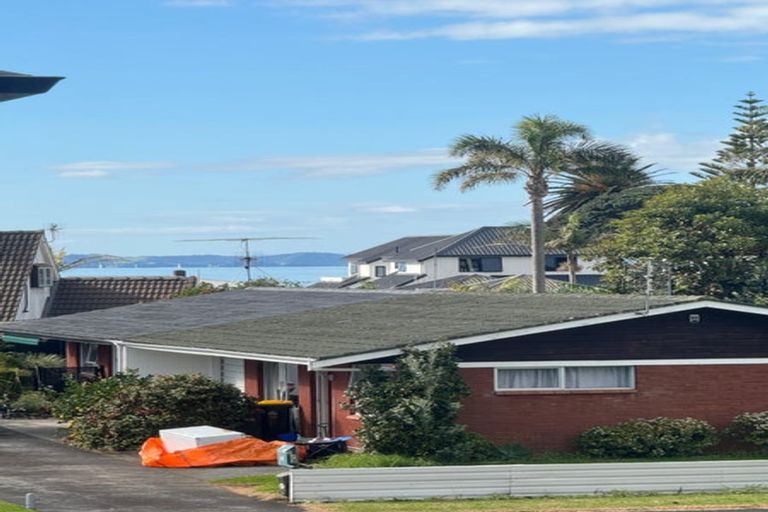 Photo of property in 6b Jern Place, Eastern Beach, Auckland, 2012
