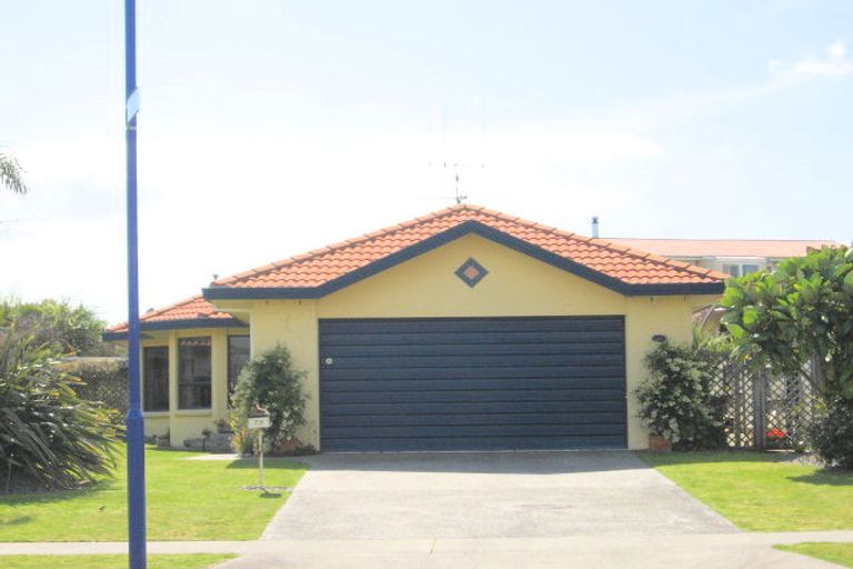 Photo of property in 79 Santa Monica Drive, Papamoa Beach, Papamoa, 3118