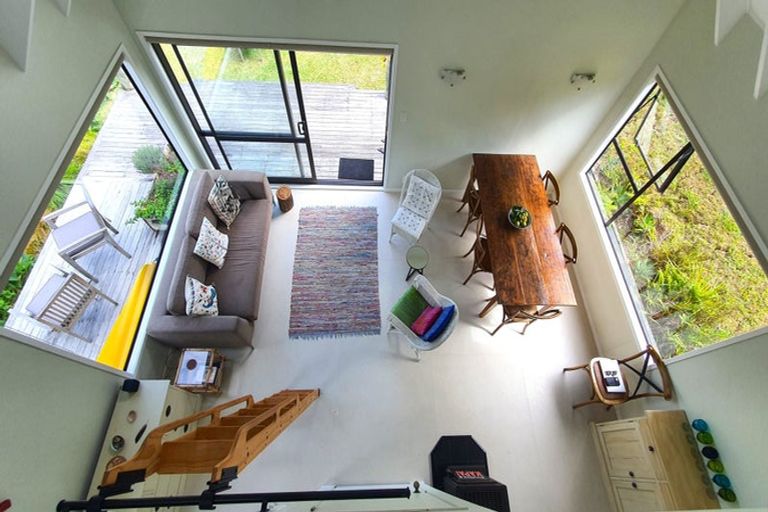 Photo of property in 3 Hall Head Road, Kawau Island, 0920