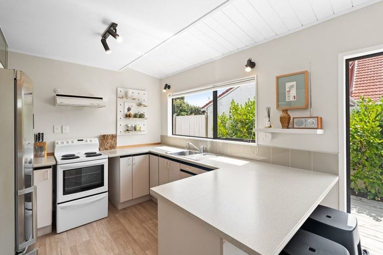 Photo of property in 5 Weiti Road, Orewa, 0931