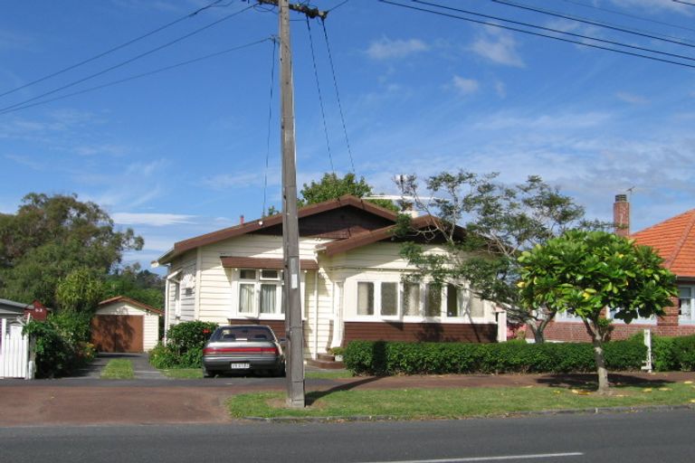 Photo of property in 53 Moa Road, Point Chevalier, Auckland, 1022