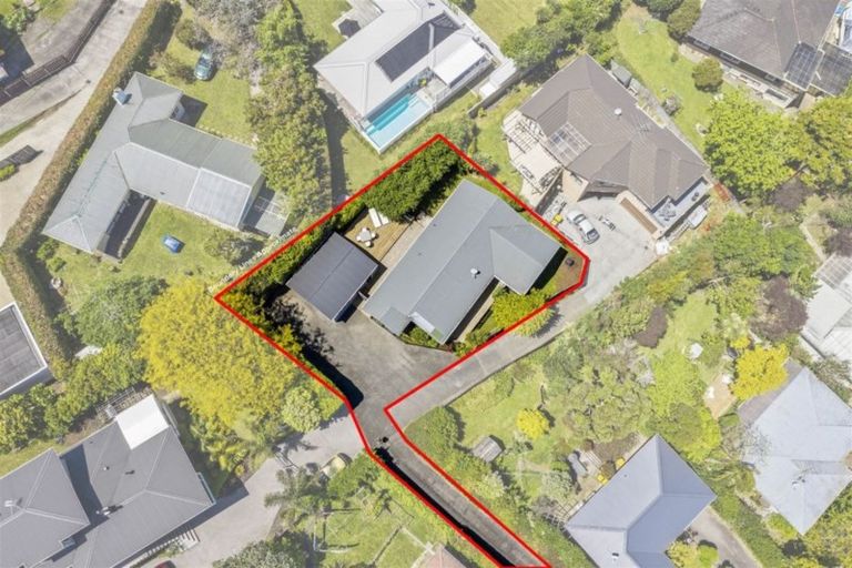 Photo of property in 1/60 Selwyn Crescent, Forrest Hill, Auckland, 0620