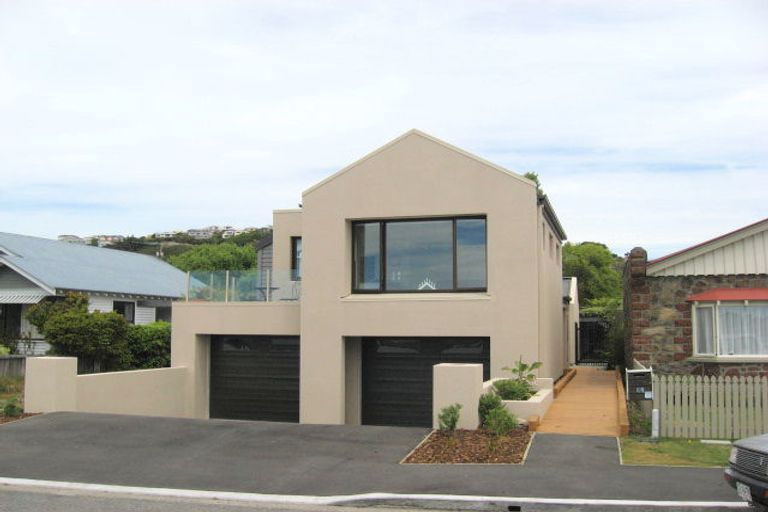 Photo of property in 69 Beachville Road, Redcliffs, Christchurch, 8081
