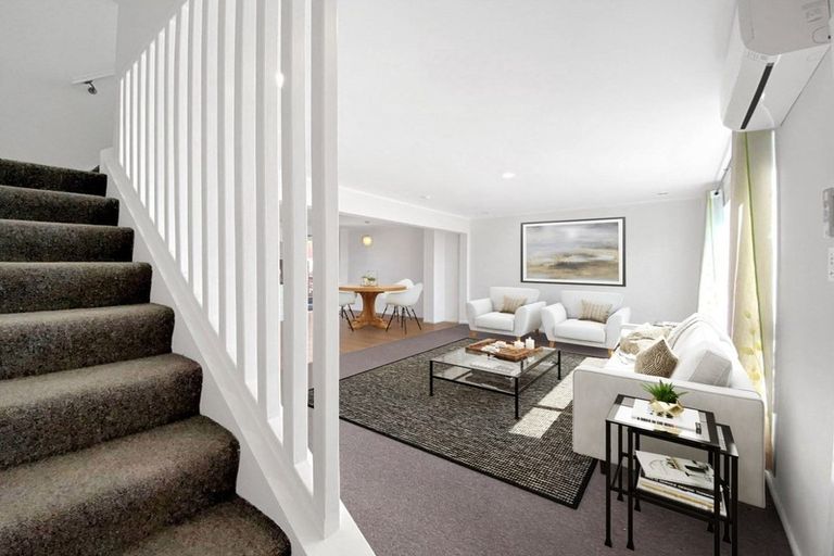 Photo of property in 7 Hollydale Grove, Churton Park, Wellington, 6037