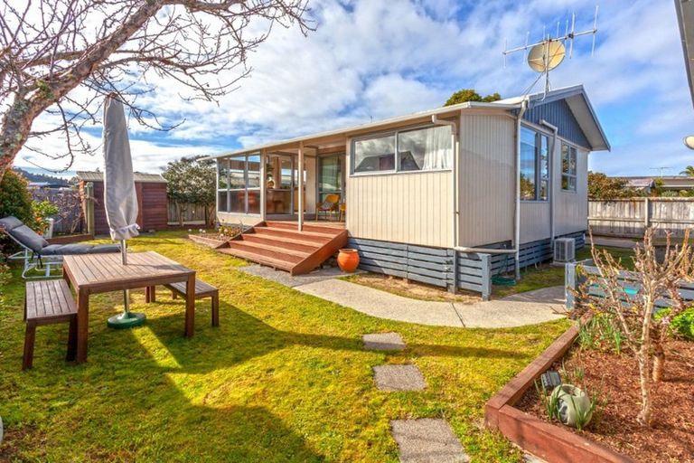 Photo of property in 102b Sharyn Place, Whangamata, 3620