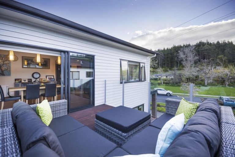 Photo of property in 26 Wautaiti Drive, Riverhead, 0820