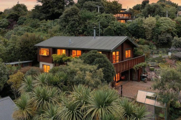 Photo of property in 35 Merlincote Crescent, Governors Bay, 8971