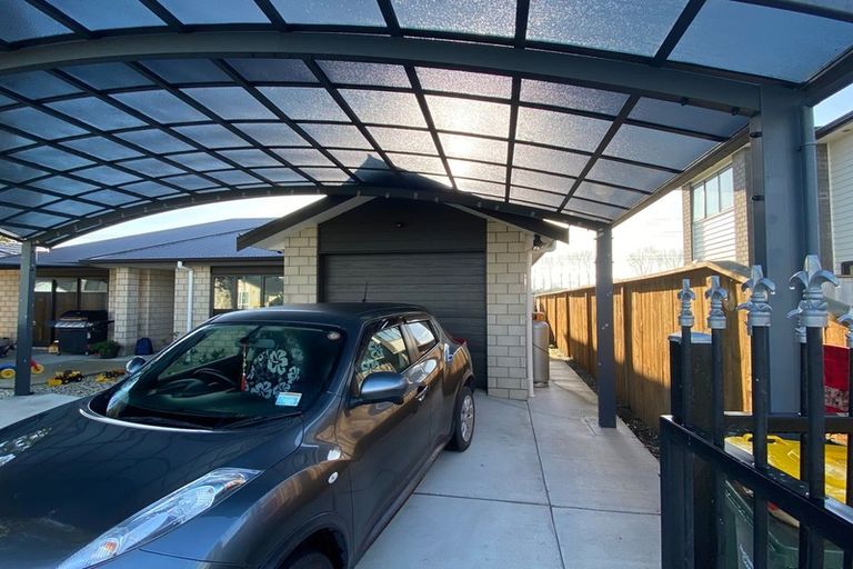 Photo of property in 27 Sapwood Crescent, Takanini, 2110