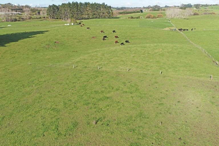 Photo of property in 915 Glenbrook Road, Glenbrook, Pukekohe, 2679