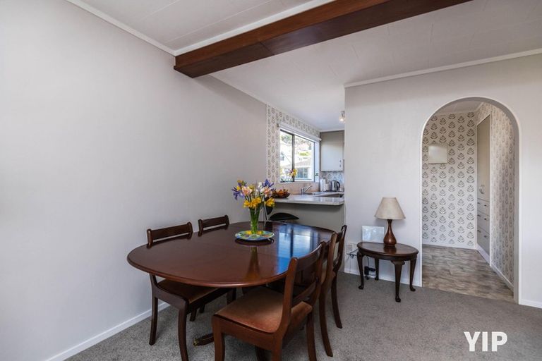 Photo of property in 10 Te Kiteroa Grove, Churton Park, Wellington, 6037