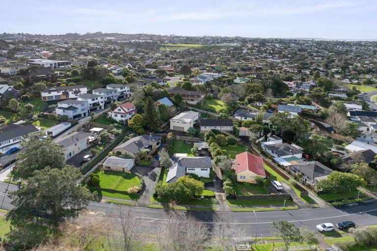 Photo of property in 108 Oaktree Avenue, Browns Bay, Auckland, 0630