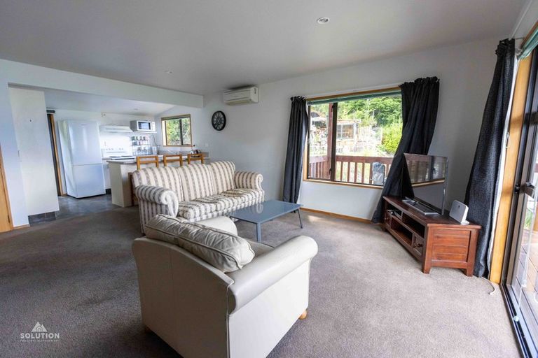 Photo of property in 7b Caples Place, Fernhill, Queenstown, 9300