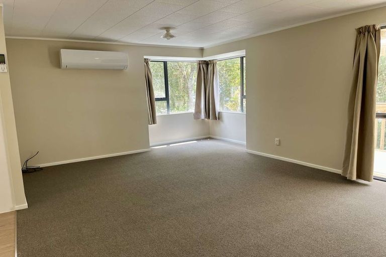 Photo of property in 29a Carillon Place, Massey, Auckland, 0614