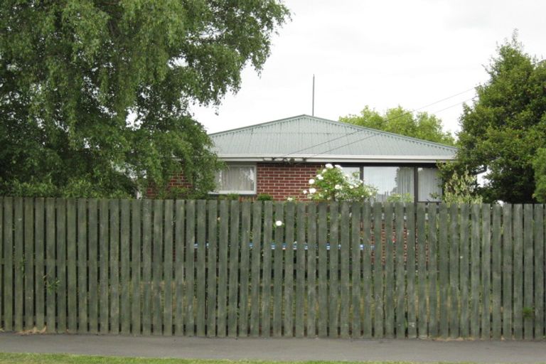 Photo of property in 68 Dunster Street, Burnside, Christchurch, 8053