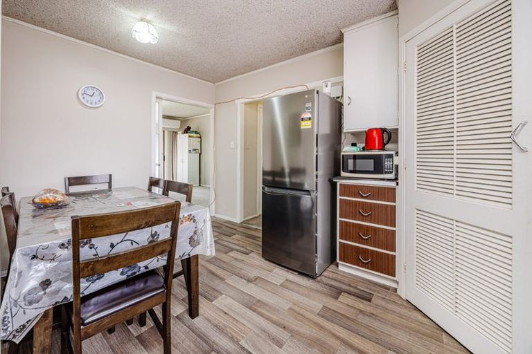 Photo of property in 2/8 Allenby Road, Papatoetoe, Auckland, 2025