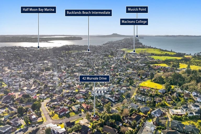 Photo of property in 42 Murvale Drive, Bucklands Beach, Auckland, 2014