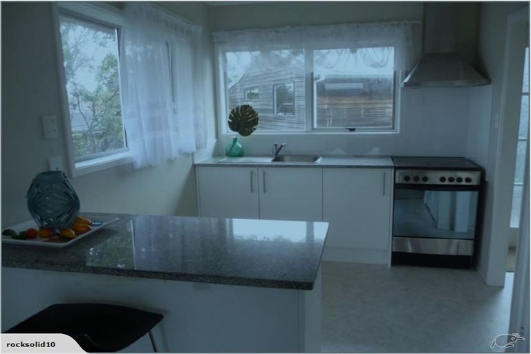 Photo of property in 6/3 Koromiko Street, New Lynn, Auckland, 0600