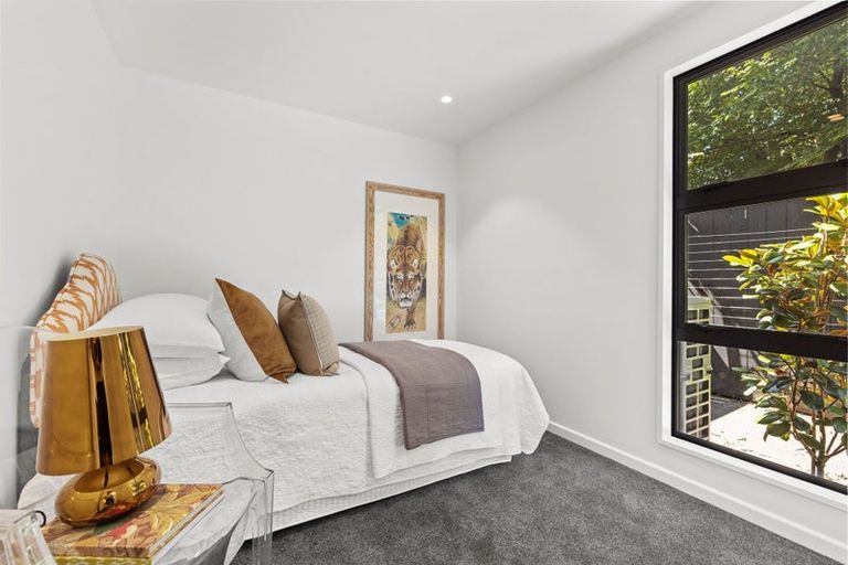 Photo of property in 2/11 Carlton Mill Road, Merivale, Christchurch, 8014