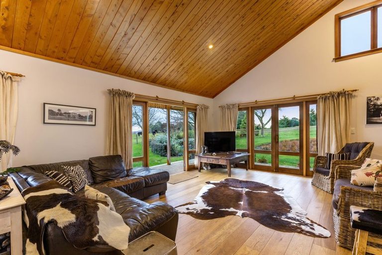 Photo of property in 220 Caroline Drive, Maunganamu, Taupo, 3379