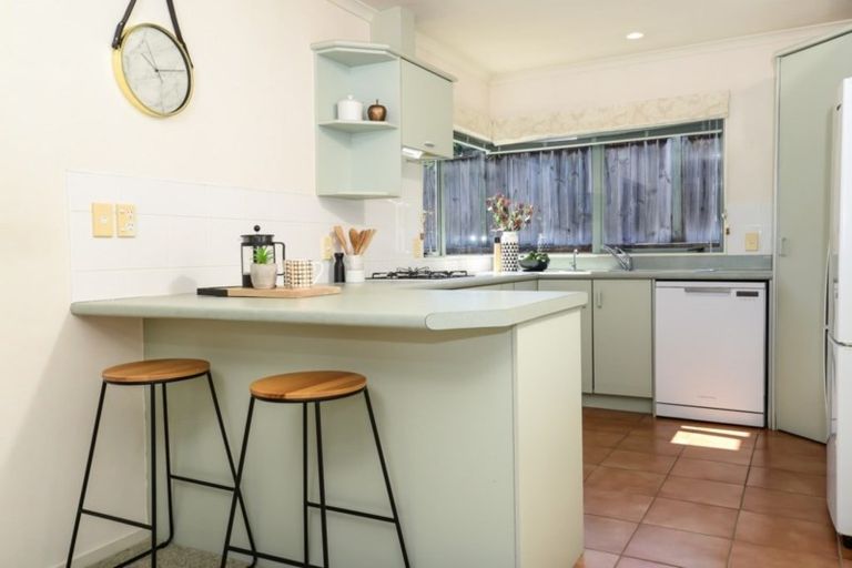 Photo of property in 4 Melfort Place, Nawton, Hamilton, 3200