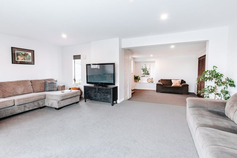 Photo of property in 69 Aberdeen Road, Saint Clair, Dunedin, 9012