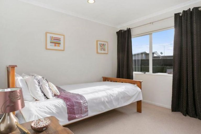 Photo of property in 18a Jasmine Place, Cambridge, 3434