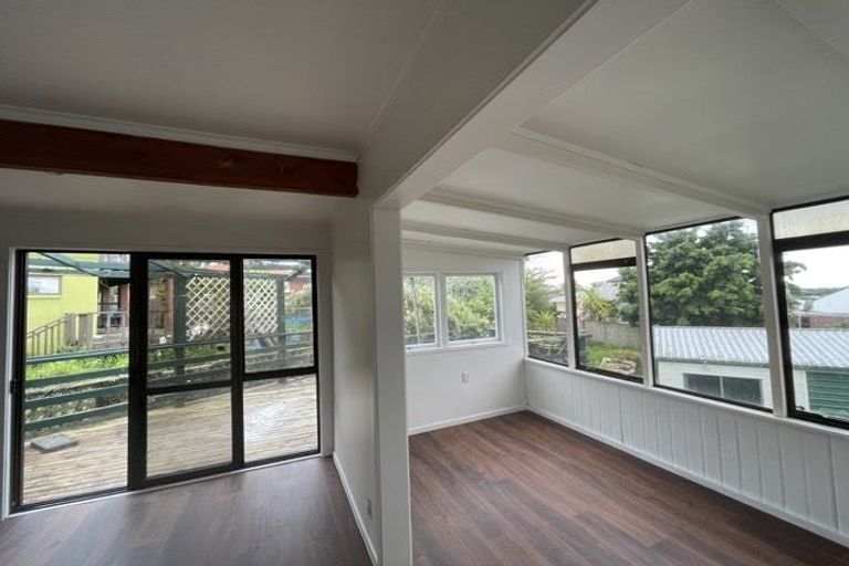 Photo of property in 2a Glenorchy Street, Glen Eden, Auckland, 0602