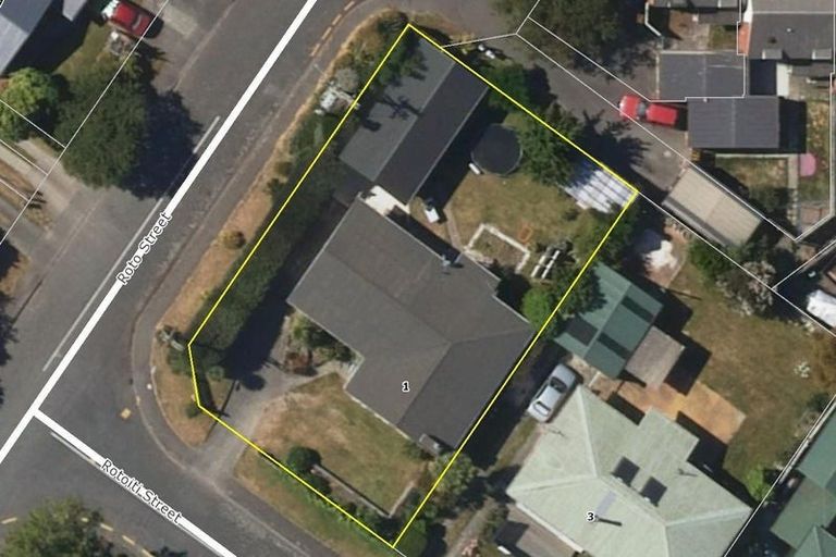 Photo of property in 1 Rotoiti Street, Tahunanui, Nelson, 7011