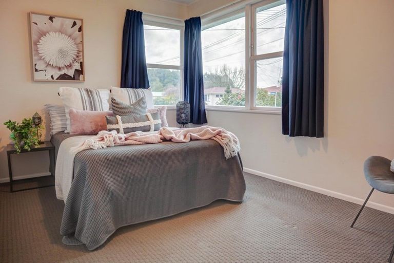 Photo of property in 1 Cedar Place, Hillcrest, Hamilton, 3216