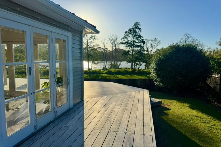 Photo of property in 144 Great South Road, Huntly, 3700