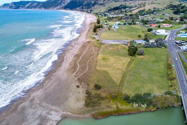 Photo of property in 40 Waitangi Street, Tokomaru Bay, 4079