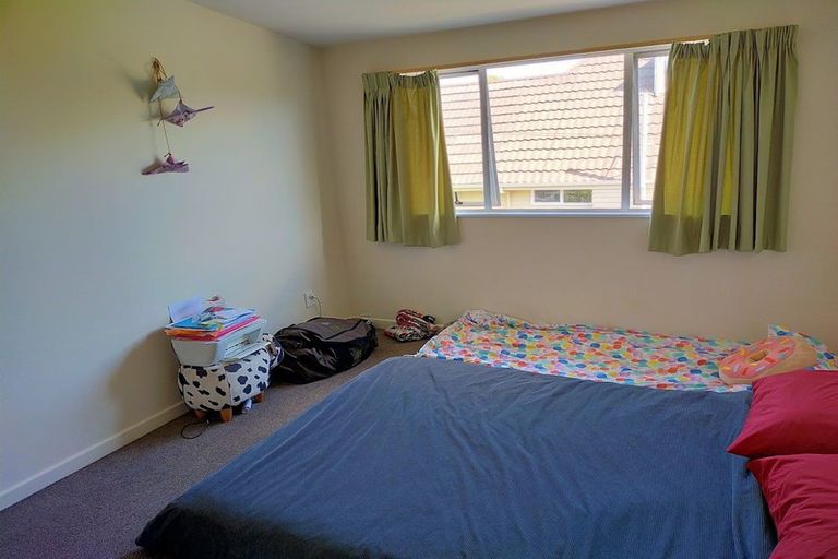 Photo of property in 2/10 Prossers Road, Saint Martins, Christchurch, 8022