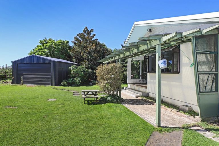 Photo of property in 122 State Highway 2, Waipatu, Hastings, 4172