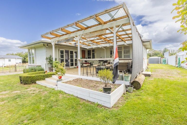 Photo of property in 57 Owen Street, Tikokino, Waipawa, 4273