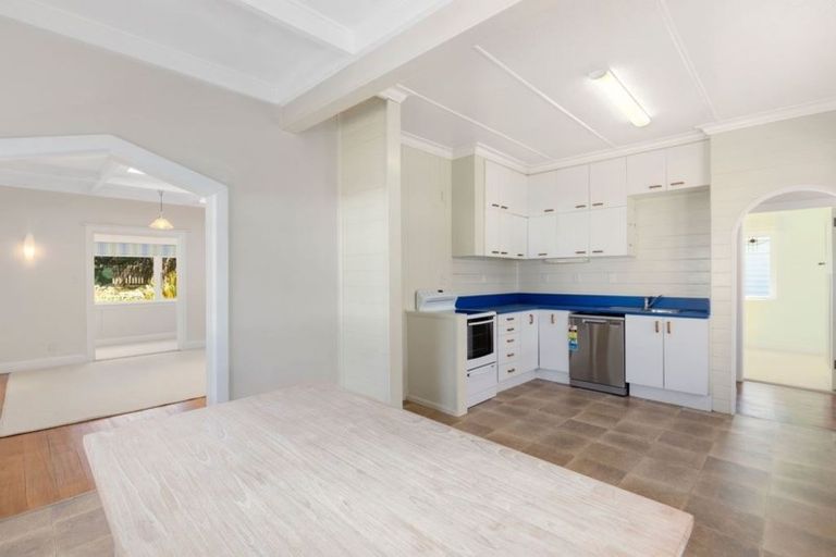 Photo of property in 97 Oroua Street, Eastbourne, Lower Hutt, 5013