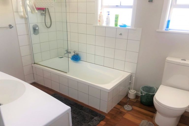 Photo of property in 70a Mould Street, Waitara, 4320