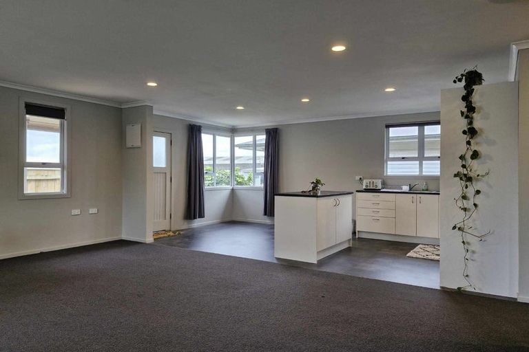 Photo of property in 1151 Devon Road, Bell Block, New Plymouth, 4373