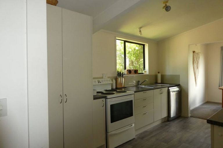 Photo of property in 35 Autumn Avenue, Glen Eden, Auckland, 0602