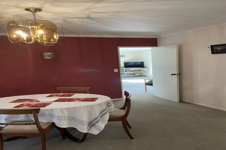 Photo of property in 68 Kapanui Road, Waikanae, 5036