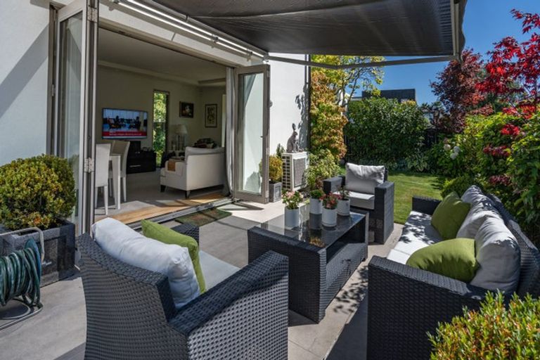 Photo of property in 42 Mcdougall Avenue, St Albans, Christchurch, 8014