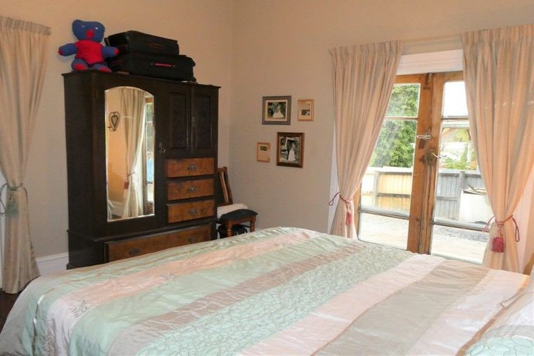 Photo of property in 19 Winnie Street, Greymouth, 7805