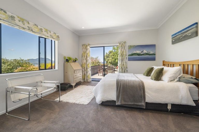 Photo of property in 17 Silich Street, Acacia Bay, Taupo, 3330