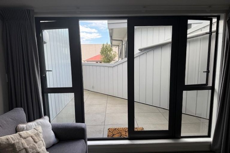 Photo of property in 31b/30 Westward Ho, Glen Eden, Auckland, 0602