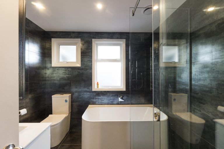 Photo of property in 380 Ruahine Street, Terrace End, Palmerston North, 4410