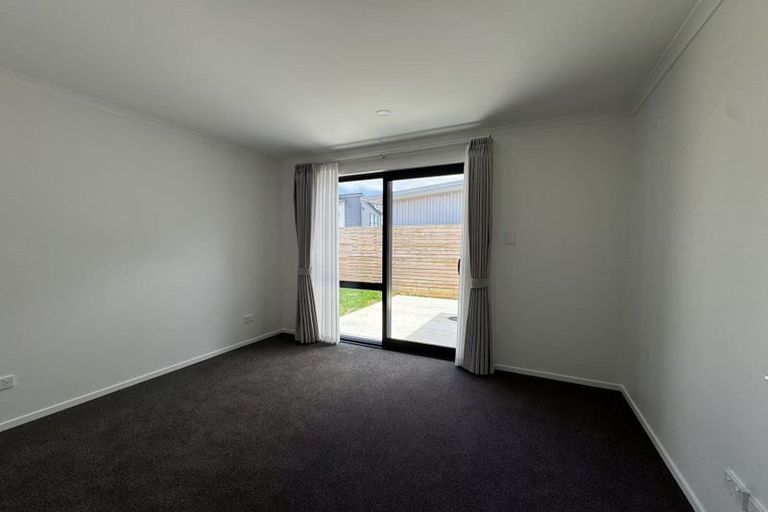 Photo of property in 10 Enchantment Lane, Karaka, 2113