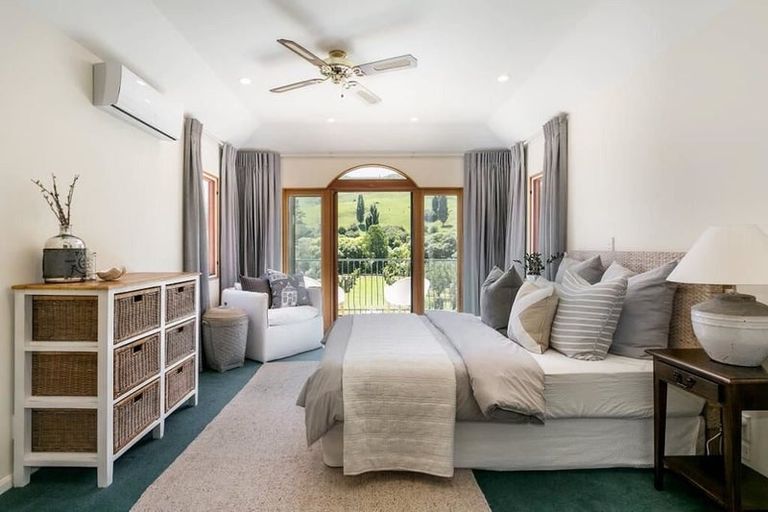 Photo of property in 92 Ellis Wallace Road, Eskdale, Napier, 4182