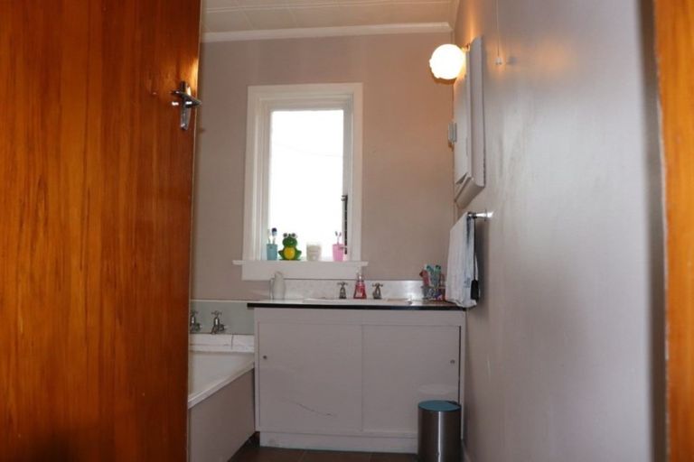 Photo of property in 71 Paterson Street, Grasmere, Invercargill, 9810